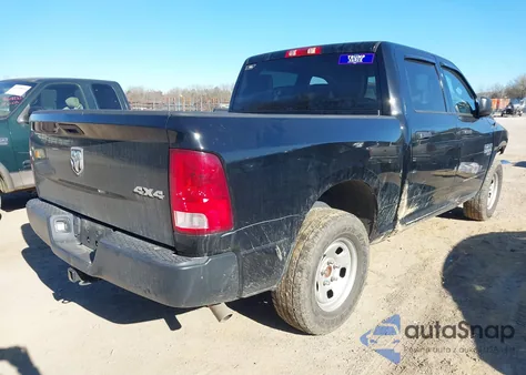 2020 Ram 1500 Classic Tradesman 4X4 5'7 Box z USA, uszkodzony, nr VIN 3C6RR7KG8LG162059